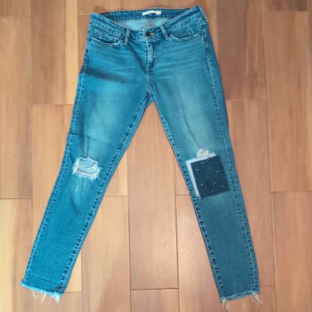 Levi's 711 Women's Distressed Blue Skinny Jeans